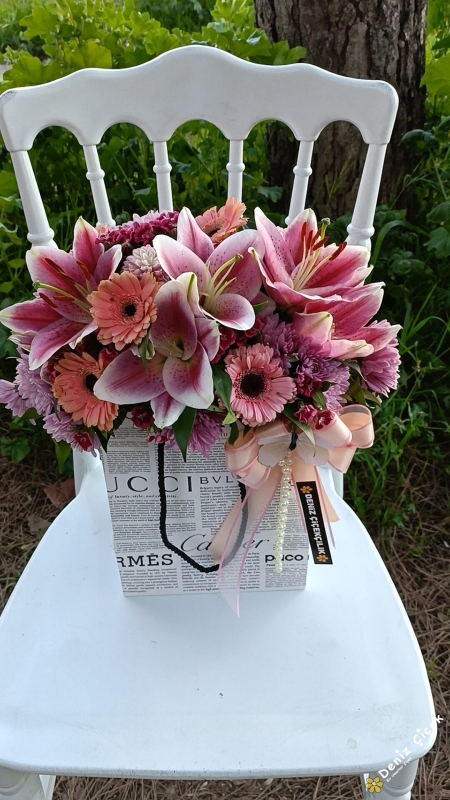 Premium Çantada Mevsim Aranjmanı